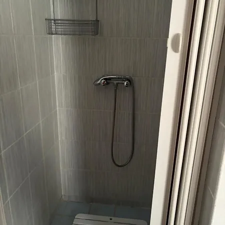 Apartment Sarga Csiko Vendeghaz *
