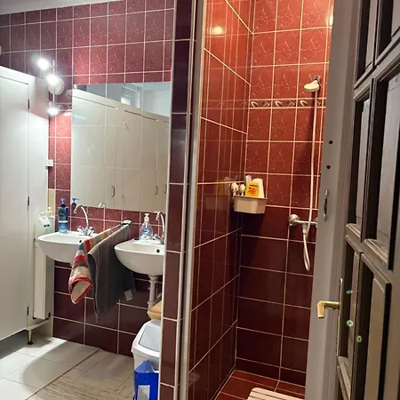 Apartment Sarga Csiko Vendeghaz *